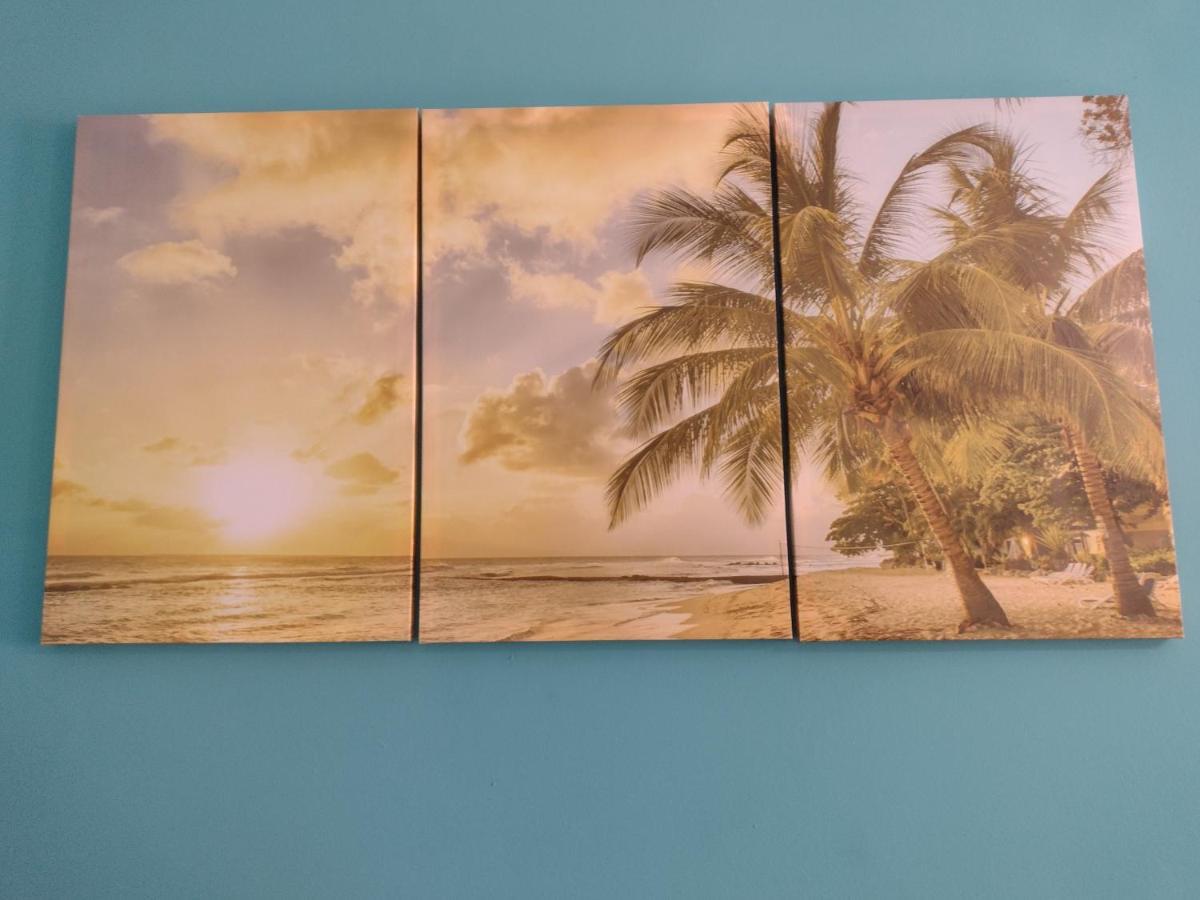 Belo apartamento com vistas para o mar - Pé na areia - Churrasqueira na varanda Praia Grande  Exterior foto